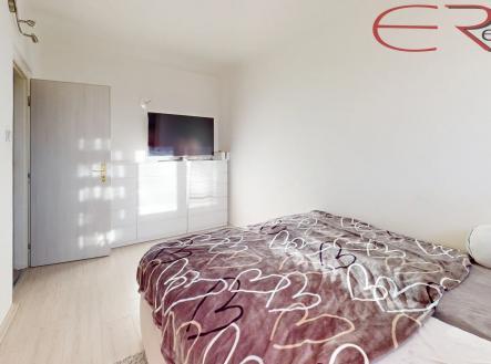 rJdkR4VjdFx-Bedroom (1) | Pronájem bytu, 2+1, 45 m²