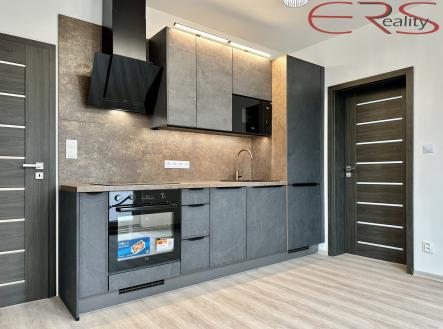 Kuchyň | Pronájem bytu, 2+kk, 50 m²