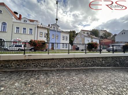 IMG_5435 | Pronájem - kanceláře, 1 800 m²