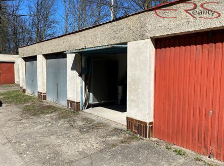 IMG_3013 | Pronájem - malý objekt/garáž