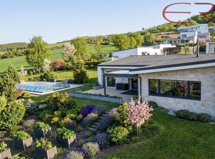 Exteriér | Prodej - dům/vila, 160 m²