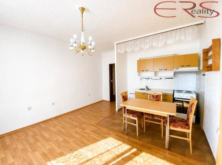 6c071723-e843-4e6b-b46d-2b9cac6d8d1a1 | Pronájem bytu, 2+kk, 45 m²