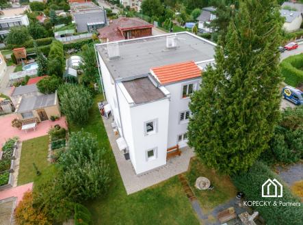 Dron (2) | Prodej - nájemní dům, 337 m²