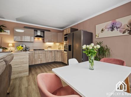 Prodej bytu, 3+kk, 70 m²