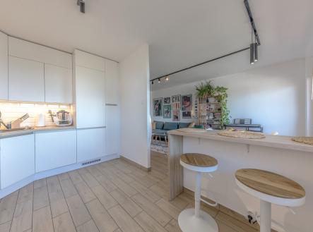 WE6A2718-HDR | Pronájem bytu, 3+kk, 76 m²