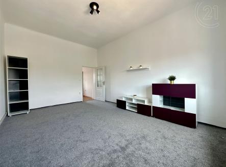 . | Pronájem bytu, 2+kk, 66 m²