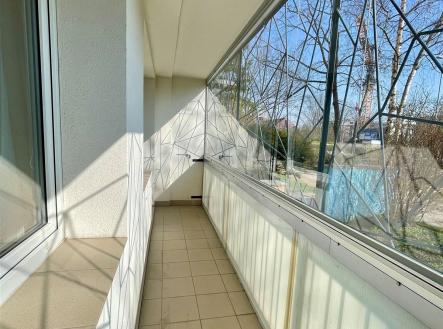 . | Pronájem bytu, 3+kk, 67 m²