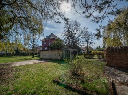 . | Prodej - pozemek pro bydlení, 877 m²