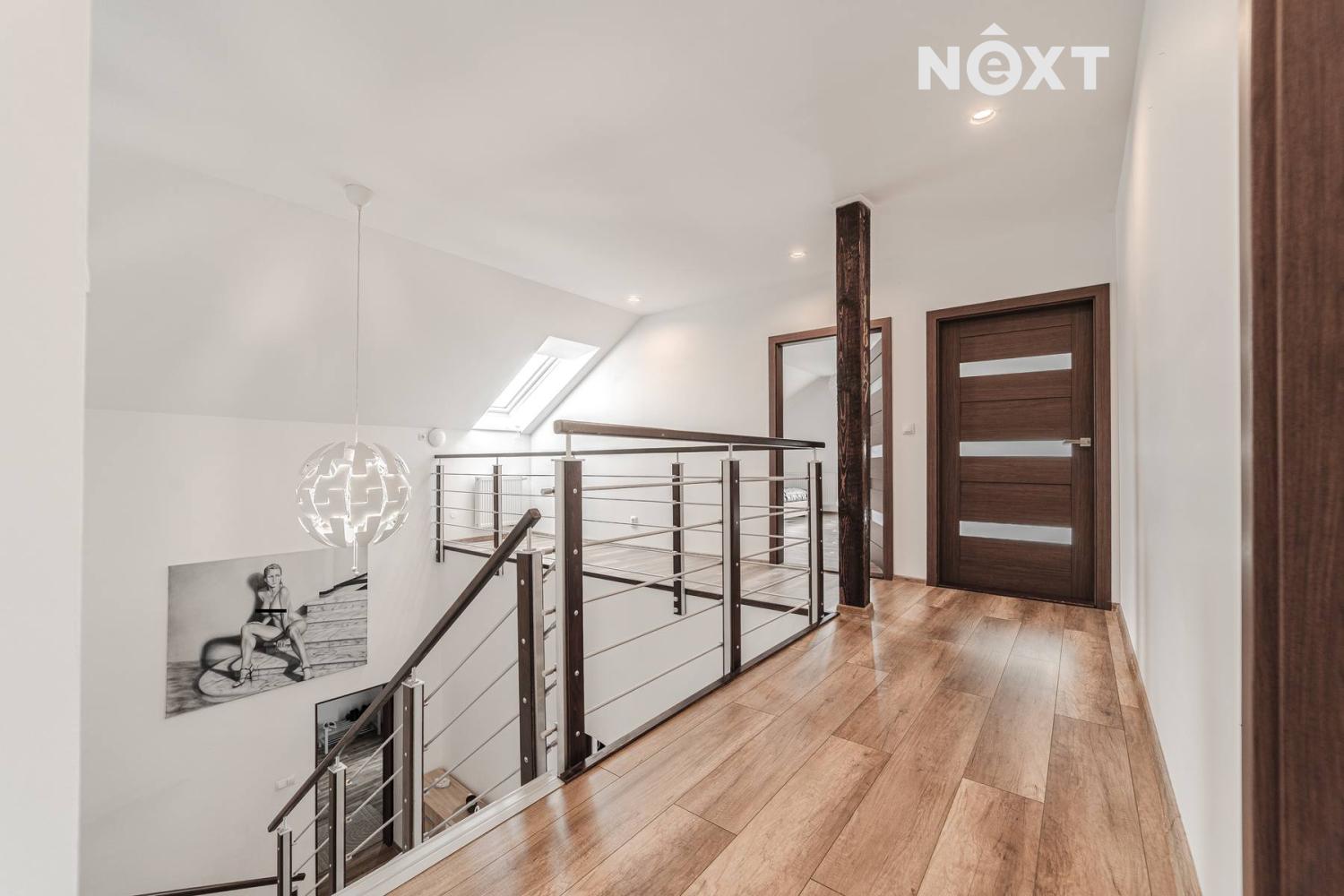 Prodej Rodinný dům, 328㎡