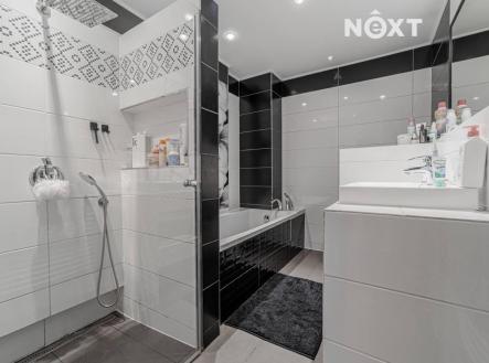 Prodej - dům/vila, 328 m²