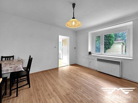 Pokoj s kuchyňským koutem | Pronájem bytu, 3+kk, 70 m²
