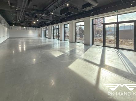 Obchodní prostor | Pronájem - obchodní prostor, 431 m²