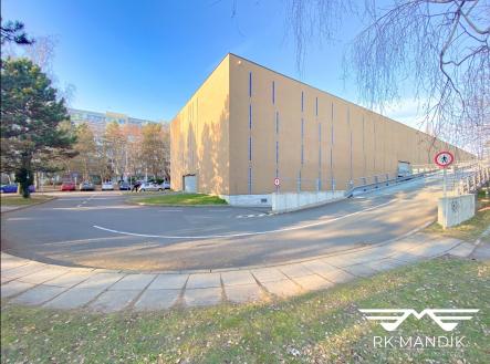 pronajem-garaze-ul-lovosicka-17m2-praha-prosek-4 | Pronájem - malý objekt/garáž
