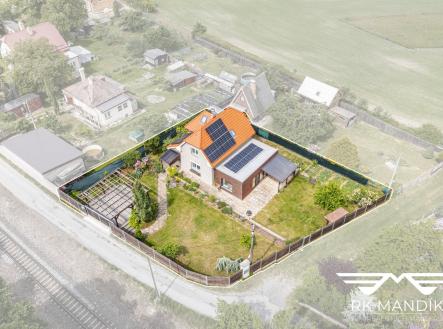 Pohled na dům | Prodej - dům/vila, 164 m²