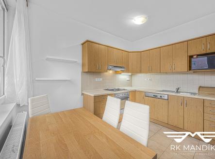 Kuchyň | Pronájem bytu, 2+kk, 48 m²