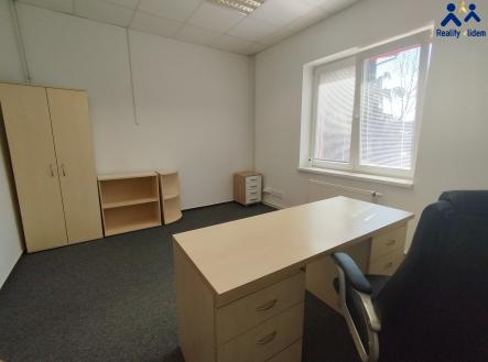IMG_20250320_114334 | Pronájem - kanceláře, 66 m²