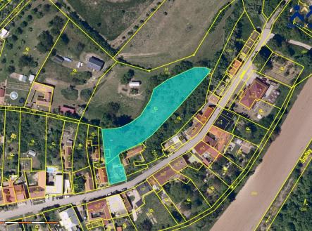 5ae10609-aff8-40fe-979f-19f728b88aa1 | Prodej - pozemek pro bydlení, 1 952 m²