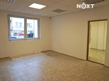 Pronájem - komerční objekt, obchodní centrum, 54 m²