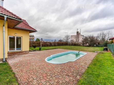 Pronájem - dům/vila, 102 m²