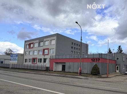 Pronájem - kanceláře, 158 m²