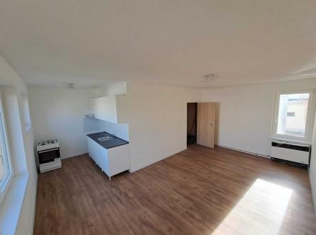 foto: 2 | Pronájem bytu, 1+kk, 35 m²