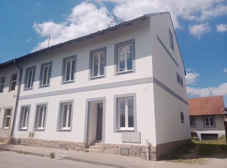 foto: 1 | Prodej - dům/vila, 264 m²