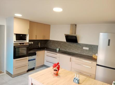 foto: 1 | Prodej - dům/vila, 136 m²