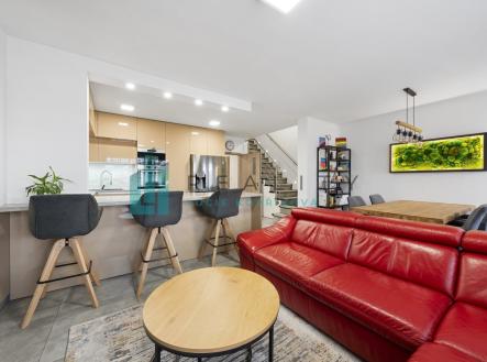 foto: 2 | Prodej - dům/vila, 150 m²