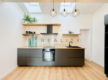 foto: 4 | Prodej - dům/vila, 229 m²