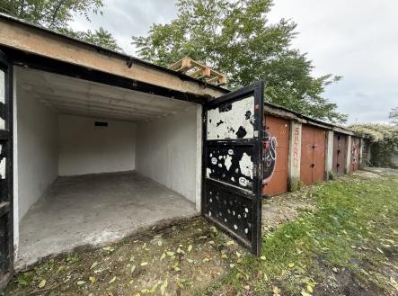 90c88947-b068-4f21-b1a0-42acef336838-1-105-c.jpeg | Prodej - malý objekt/garáž