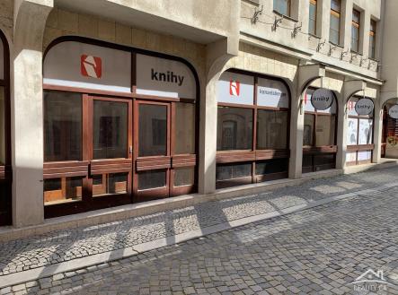 Fotka 5 | Pronájem - obchodní prostor, 199 m²