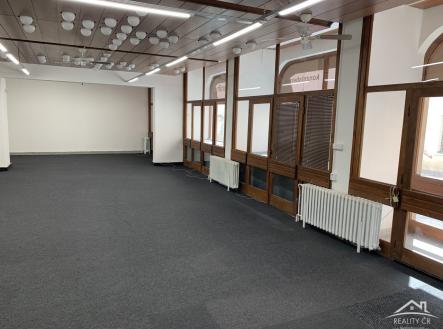Fotka 3 | Pronájem - obchodní prostor, 199 m²