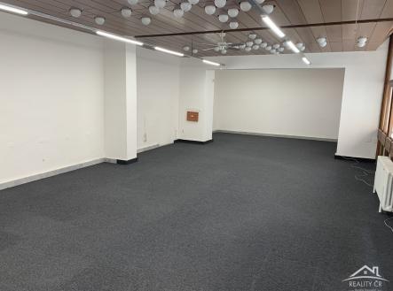 Fotka 4 | Pronájem - obchodní prostor, 199 m²
