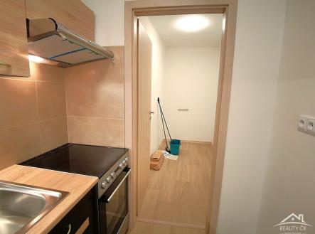 Fotka 3 | Pronájem bytu, 1+kk, 33 m²