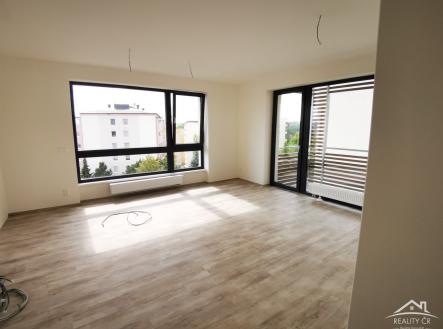 Fotka 1 | Pronájem bytu, 2+kk, 67 m²