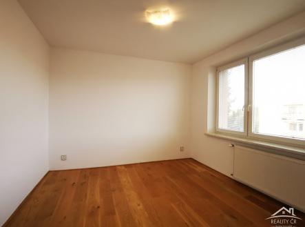 Fotka 12 | Pronájem bytu, 2+1, 68 m²