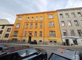 Prodej - nájemní dům, 627 m²
