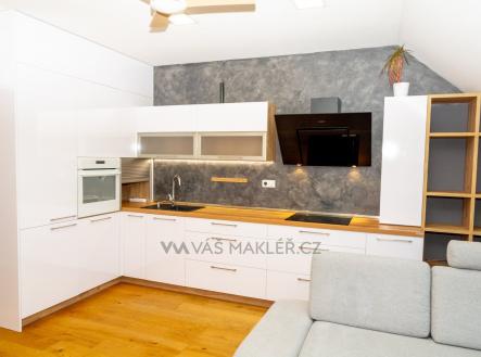Pronájem bytu, 2+kk, 58 m² obrázek