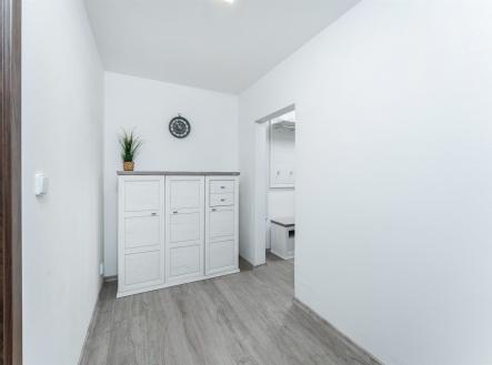 . | Pronájem bytu, 3+kk, 68 m²