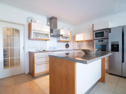 . | Prodej bytu, 3+kk, 95 m²