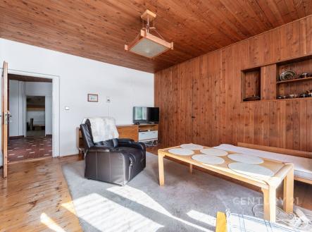 . | Prodej - dům/vila, 195 m²