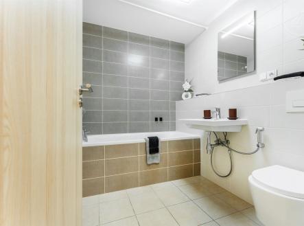 . | Prodej bytu, 4+kk, 79 m²