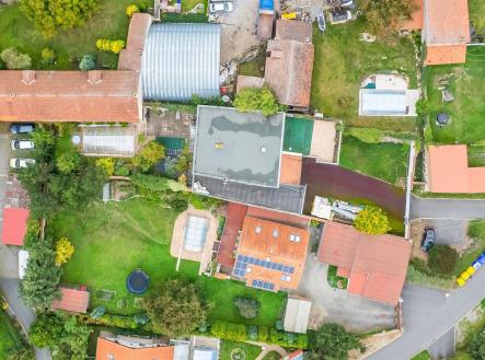 . | Prodej - dům/vila, 580 m²