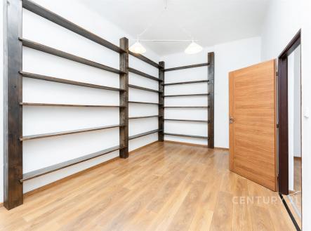 . | Pronájem bytu, 4+kk, 99 m²