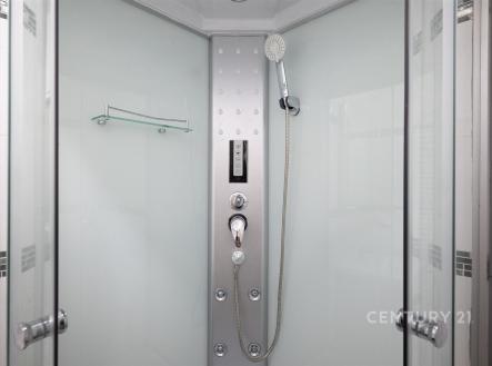 . | Prodej bytu, 4+kk, 80 m²