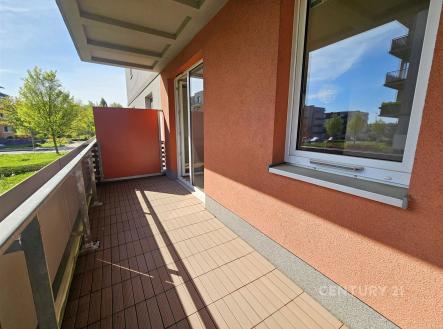. | Pronájem bytu, 2+kk, 70 m²
