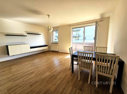 . | Pronájem bytu, 2+kk, 70 m²