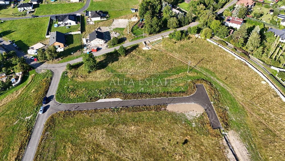 Pozemek v obci Kolová, 1025m2
