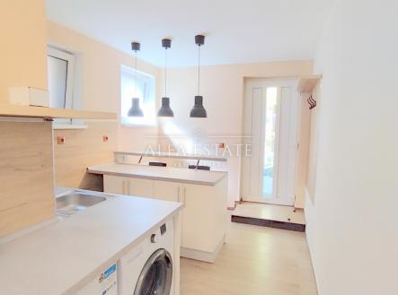 Pronájem bytu, 1+1, 40 m²