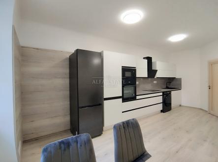 Prodej bytu, 3+kk, 76 m²